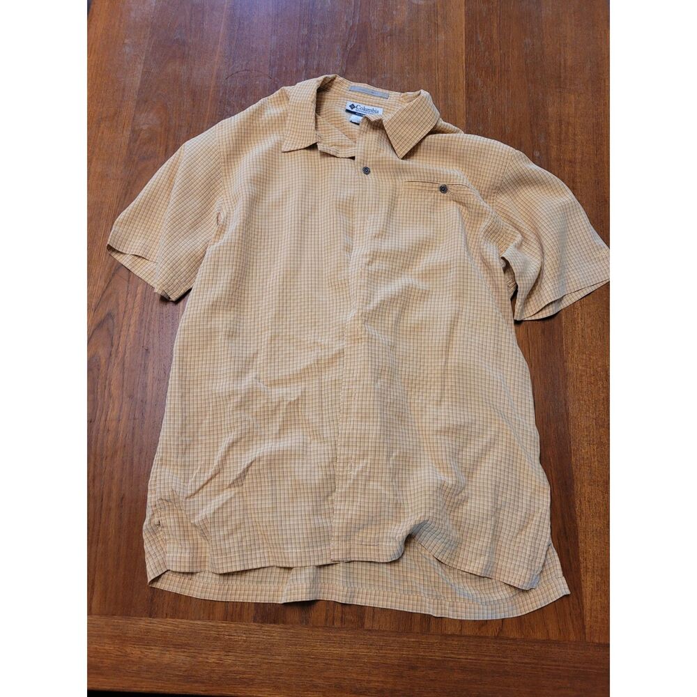 Columbia Sportswear Short Sleeve Button Up Shirt Medium